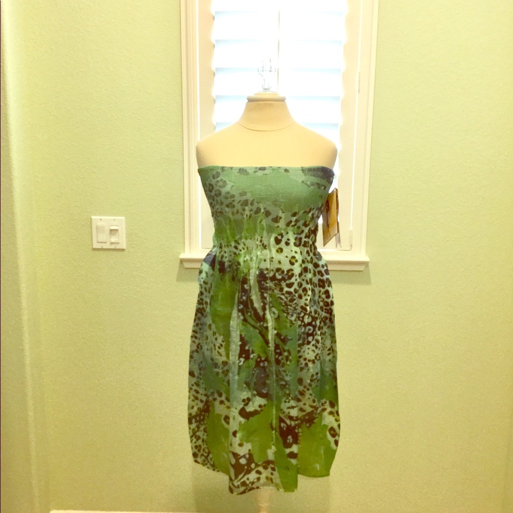 Pretty Lapis Multi-Way Strapless Dress